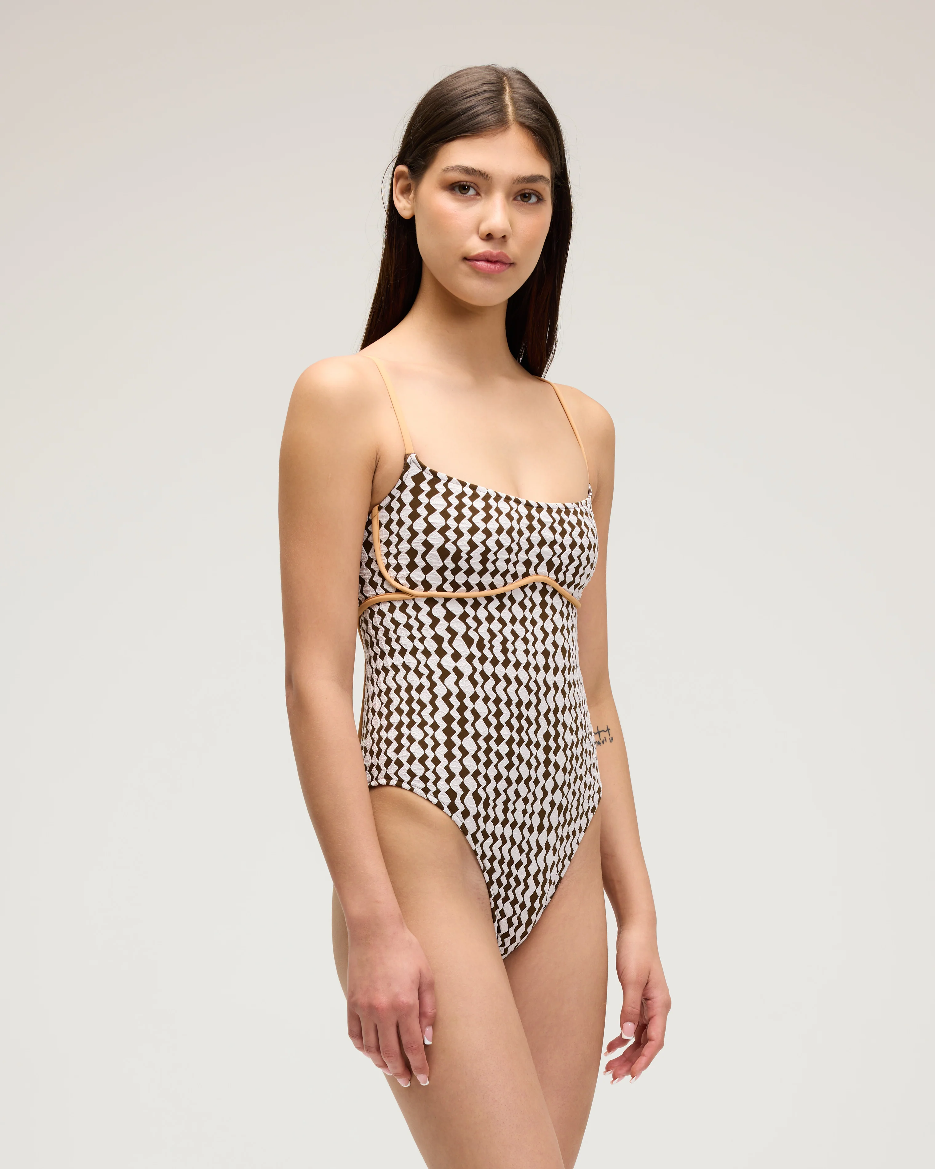 Canaria One Piece - Curly Currents - Image 4